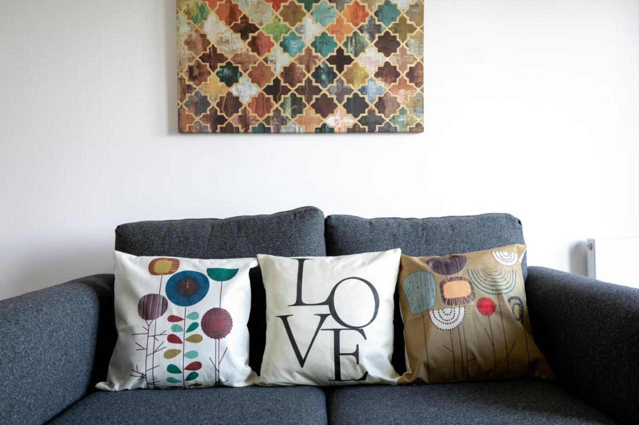 Skyvillion - Olympic View London Stratford Apartment Bagian luar foto